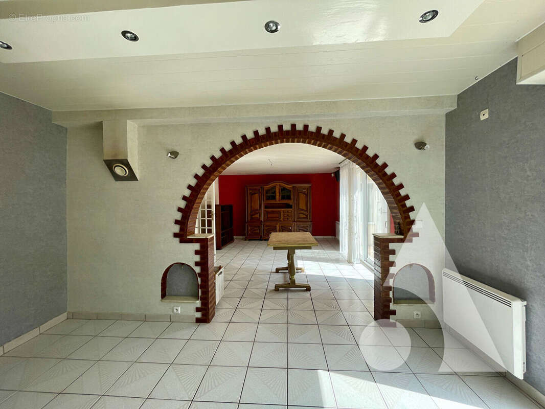 Maison à CLEREY