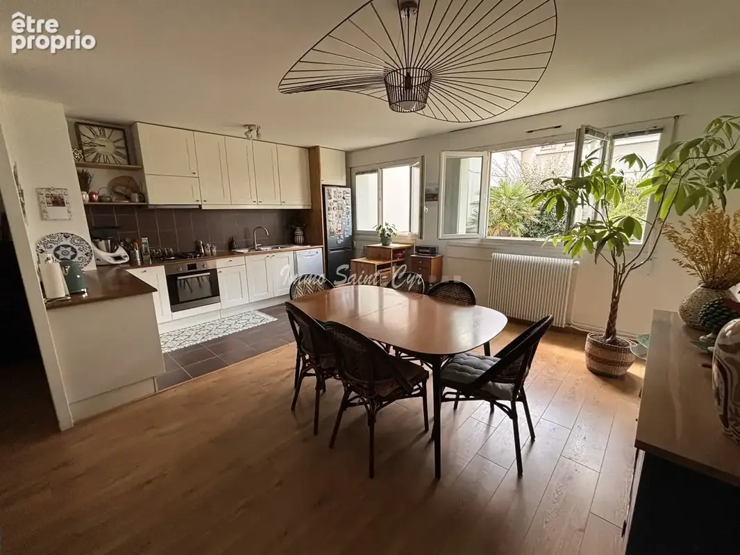 Appartement 4 pièces 99 m² à vendre à Lyon-6e (69006) - photo 2