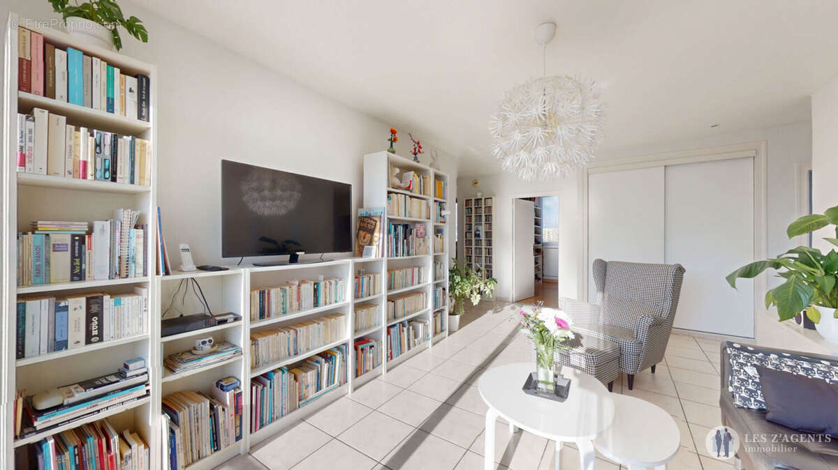 Appartement à SAINT-MARTIN-D'HERES