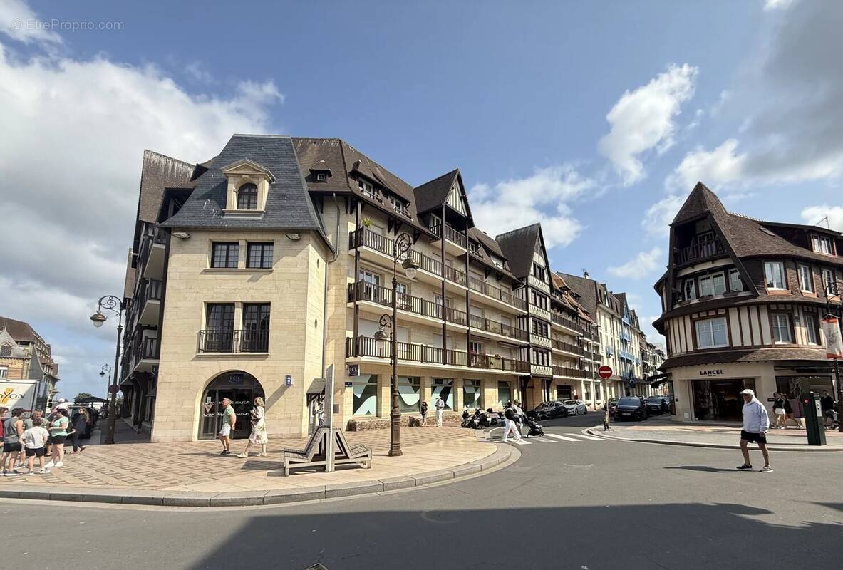 Appartement à DEAUVILLE
