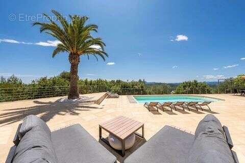 Maison à MOUGINS