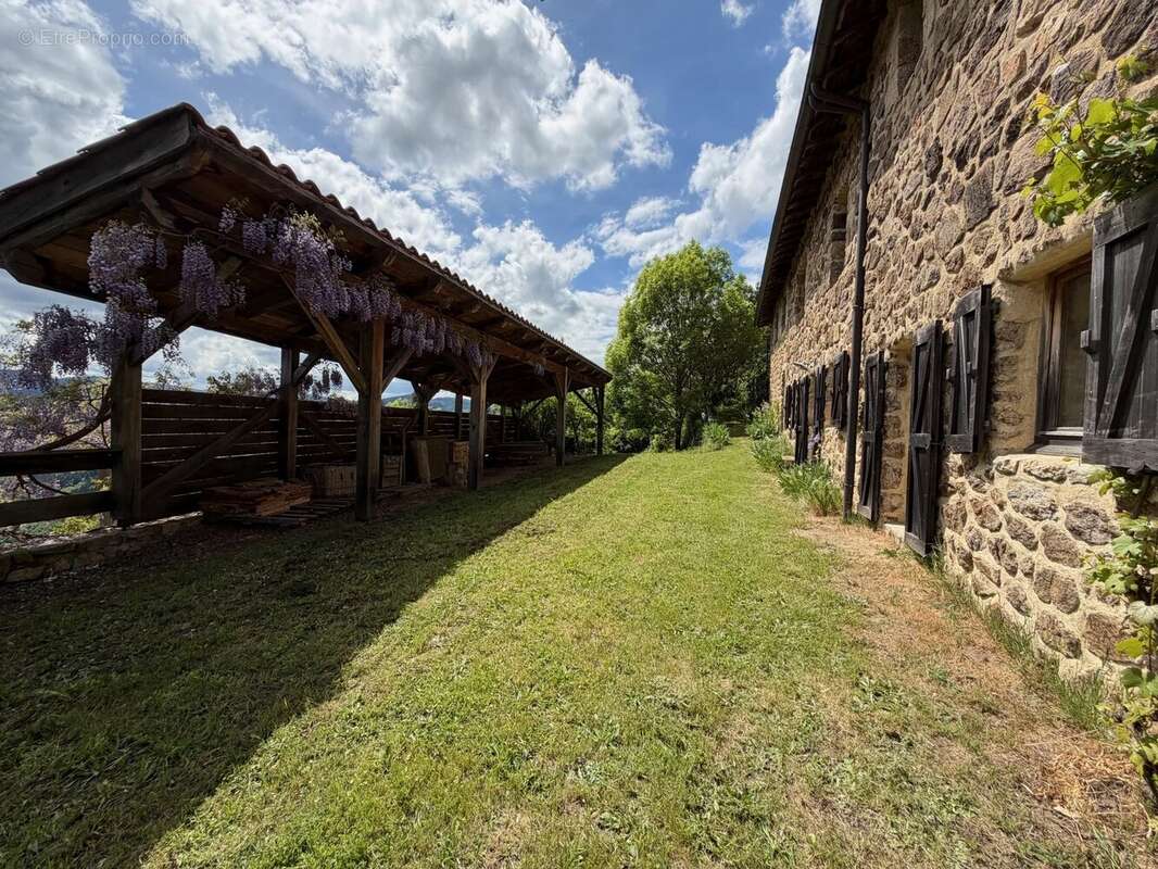Maison à NONIERES
