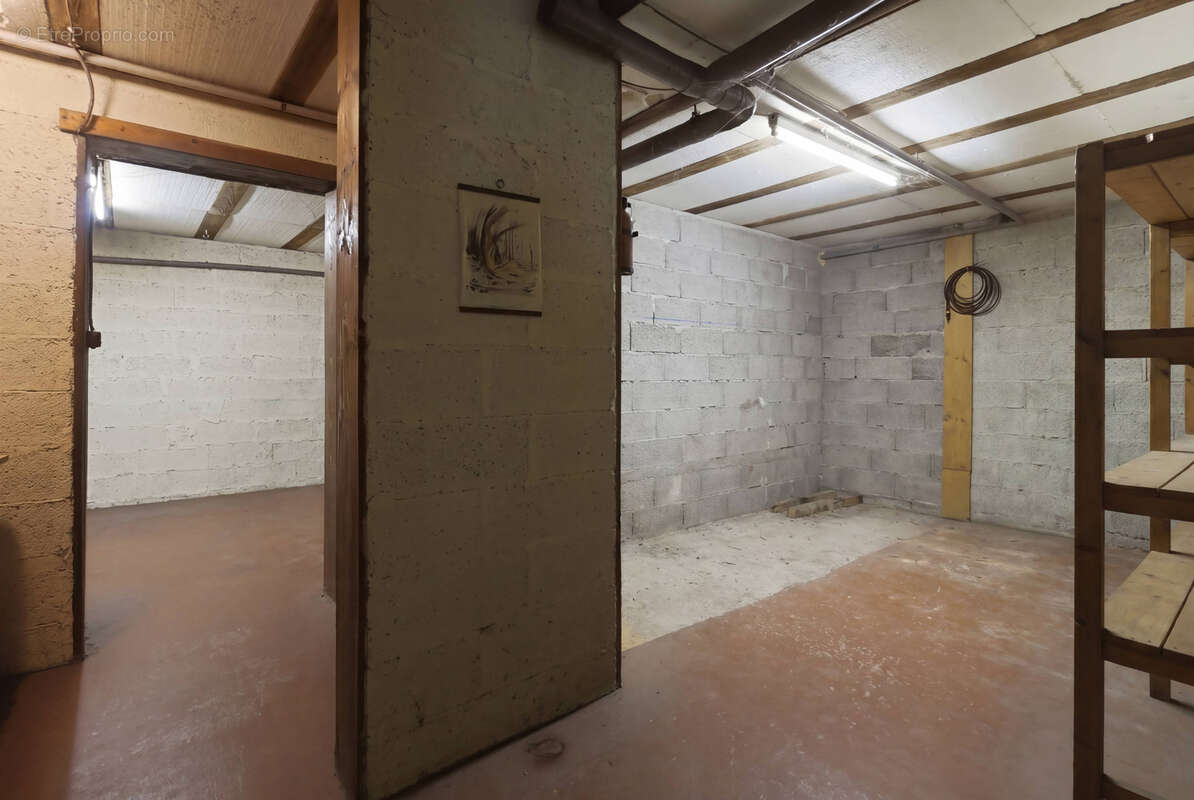 Appartement à SAINT-NAZAIRE-LES-EYMES