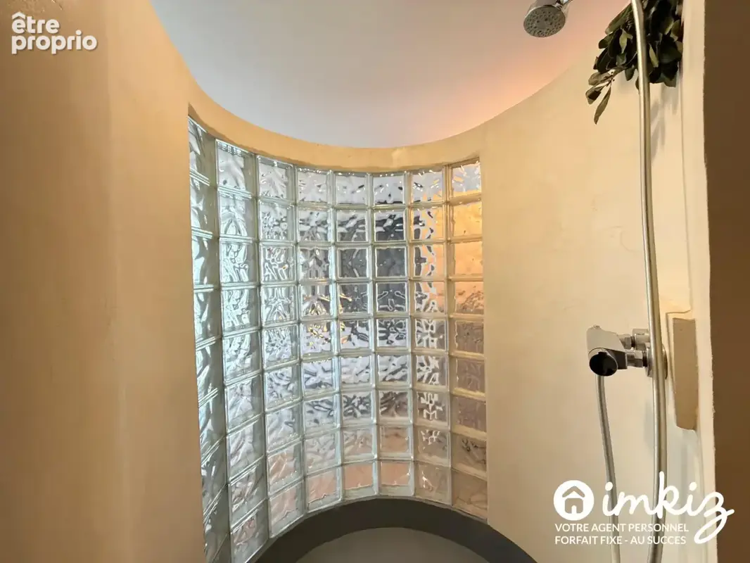 Appartement de caractère, calme, lumineux - photo 8
