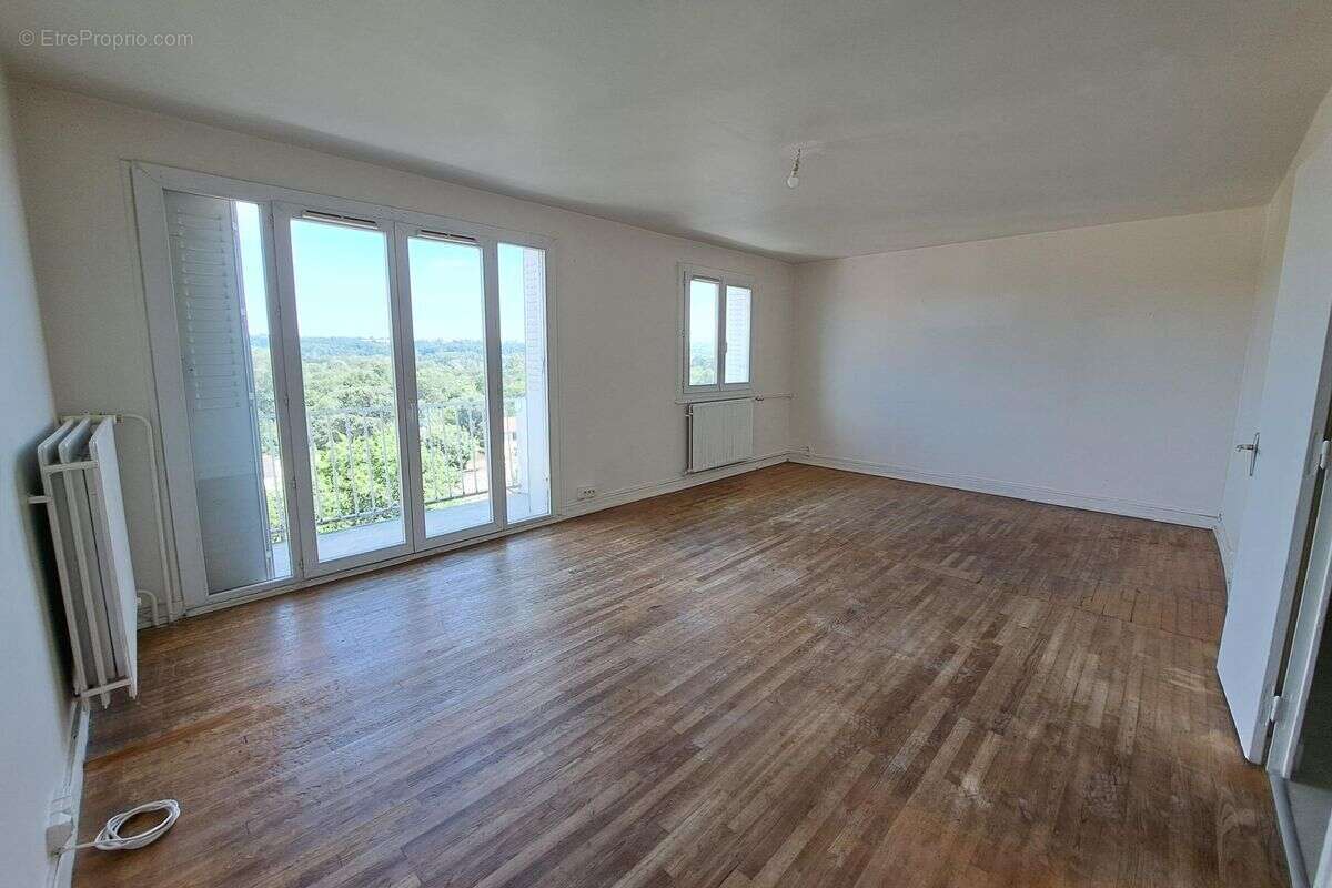 Appartement à VERNAISON