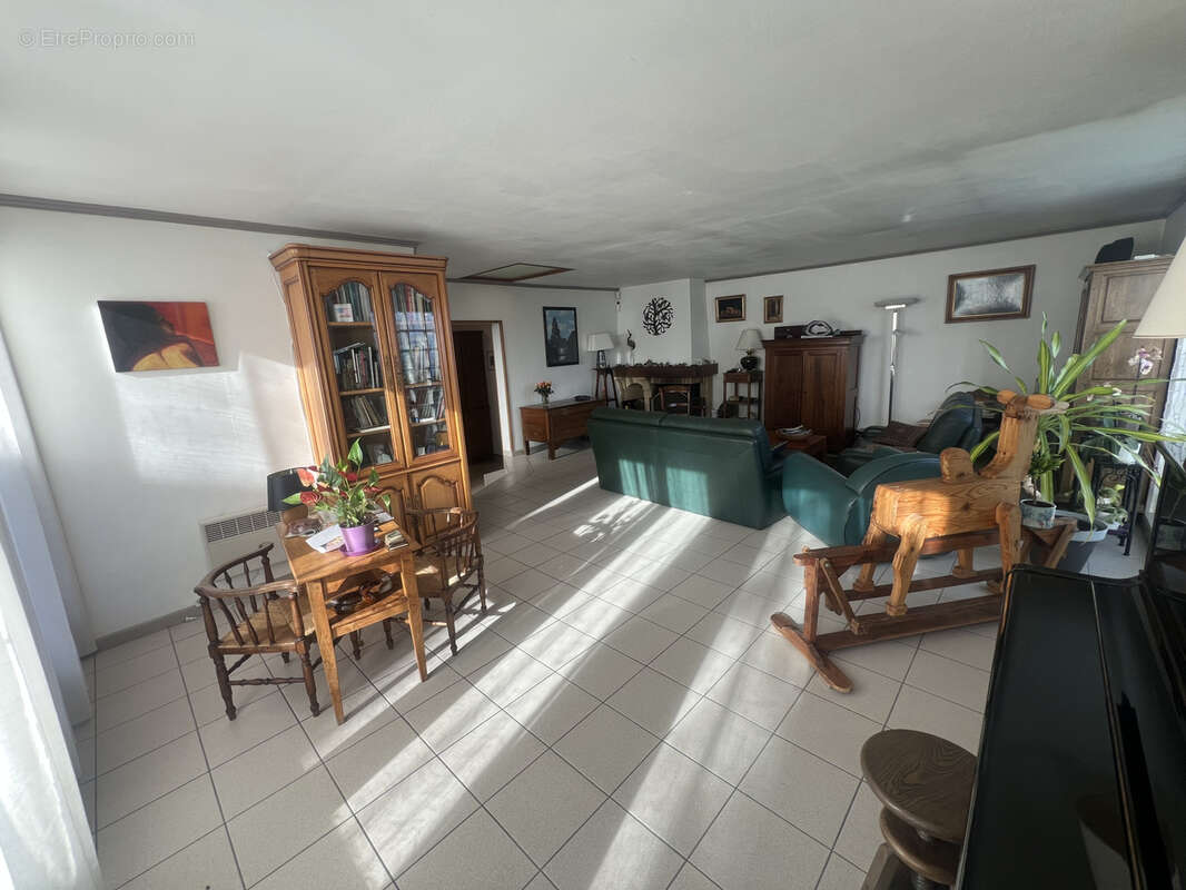 Maison à HOUILLES