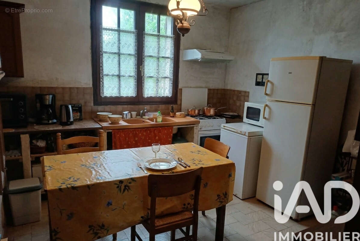 Maison 168 m² à Lentilles  - photo 9