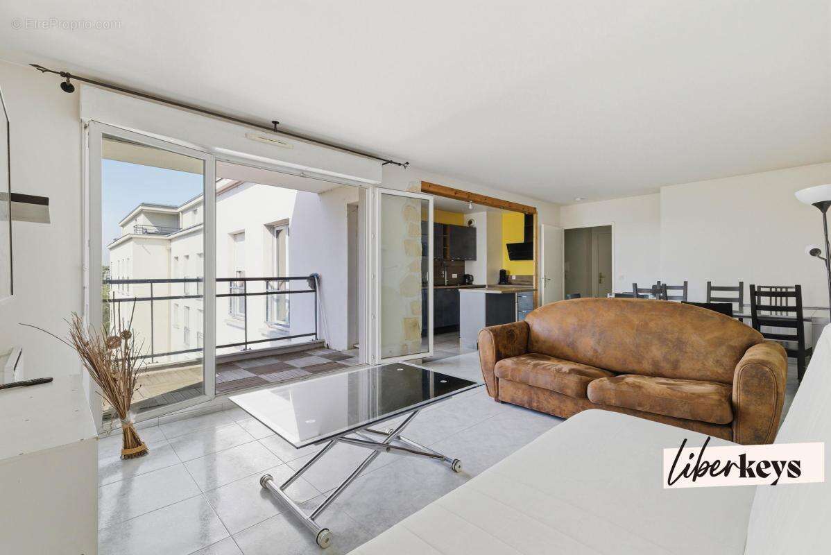 Appartement de 4 pièces aux pieds de la Seine dans le quartier "Gondoles Sud" - photo 2