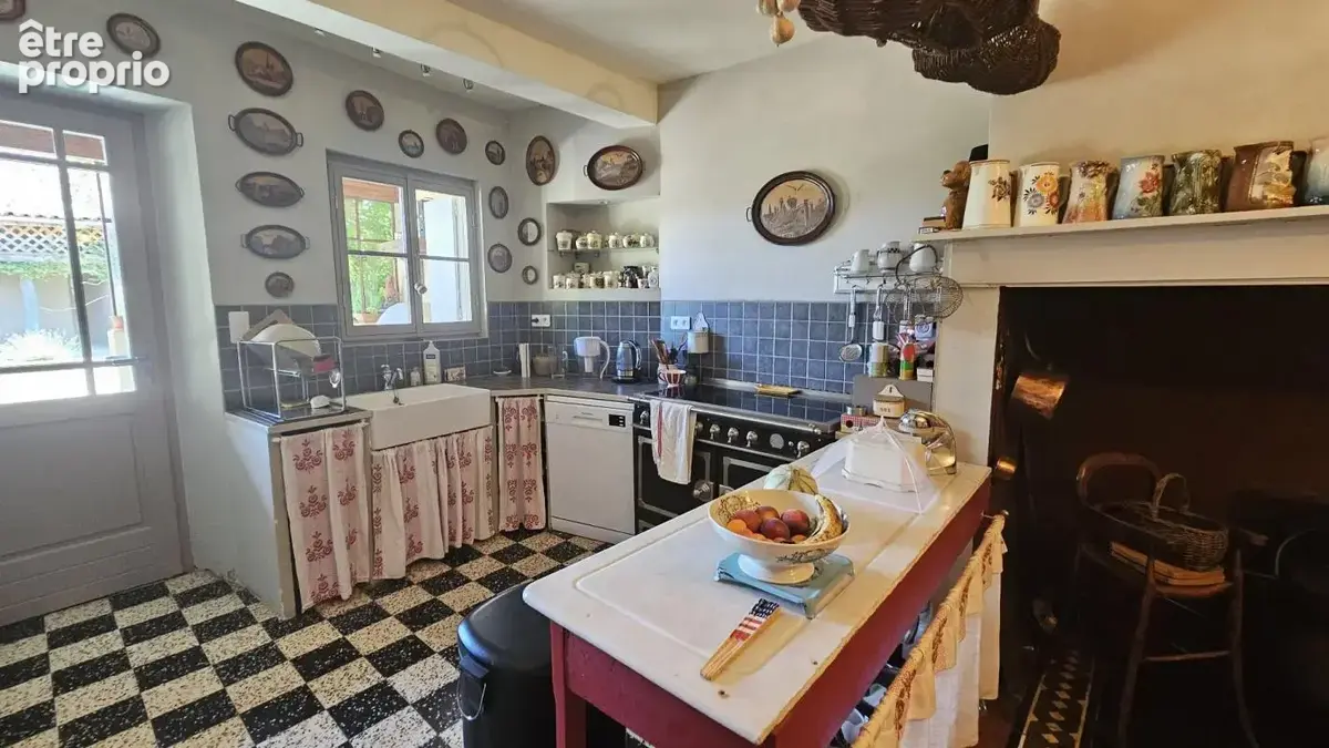 Maison 280 m² à Aurignac  - photo 4