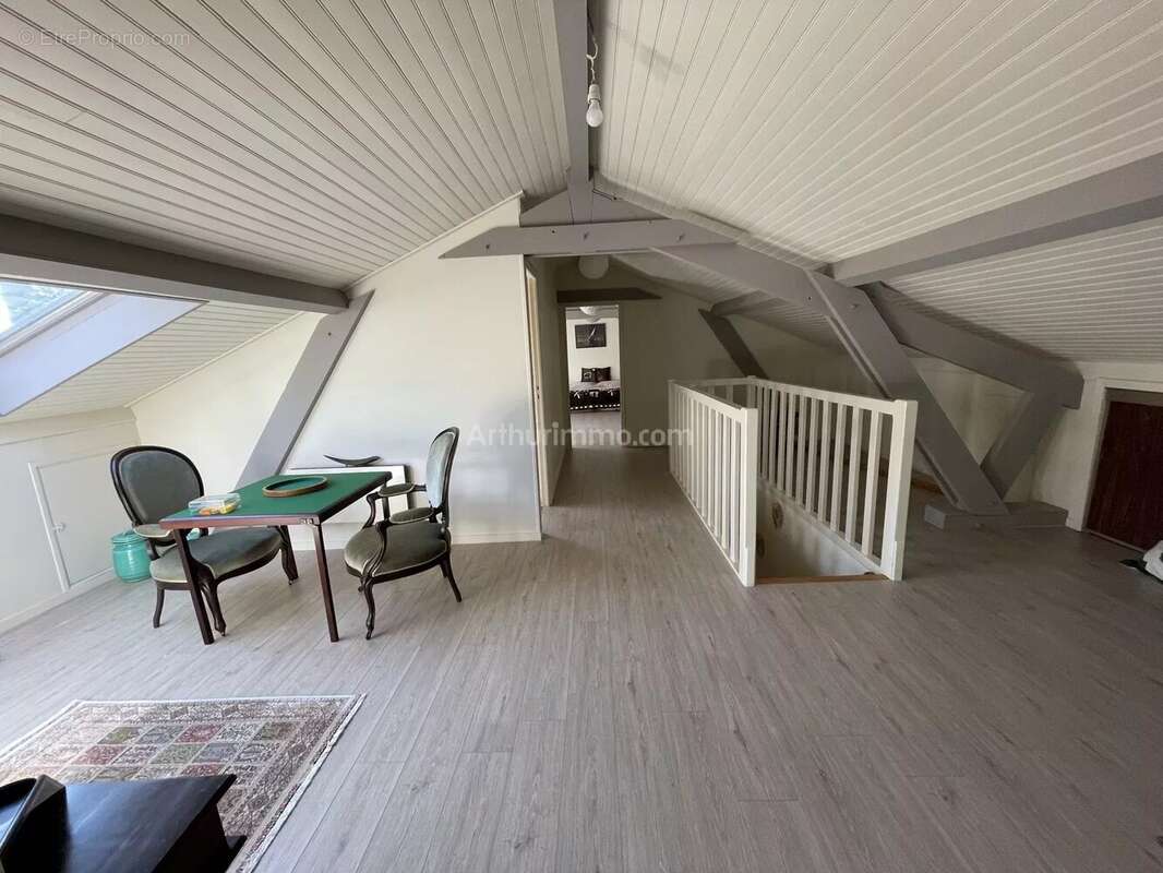 Maison à ETIOLLES