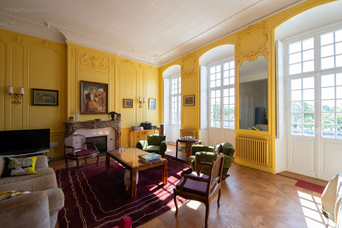 Appartement à BORDEAUX