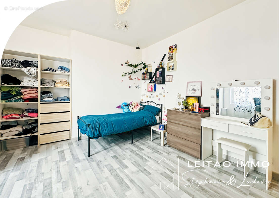 Maison 7 PIECES + 2 grands garages - photo 7