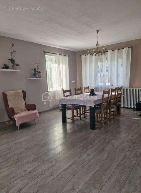 Maison à BOULOGNE-LA-GRASSE