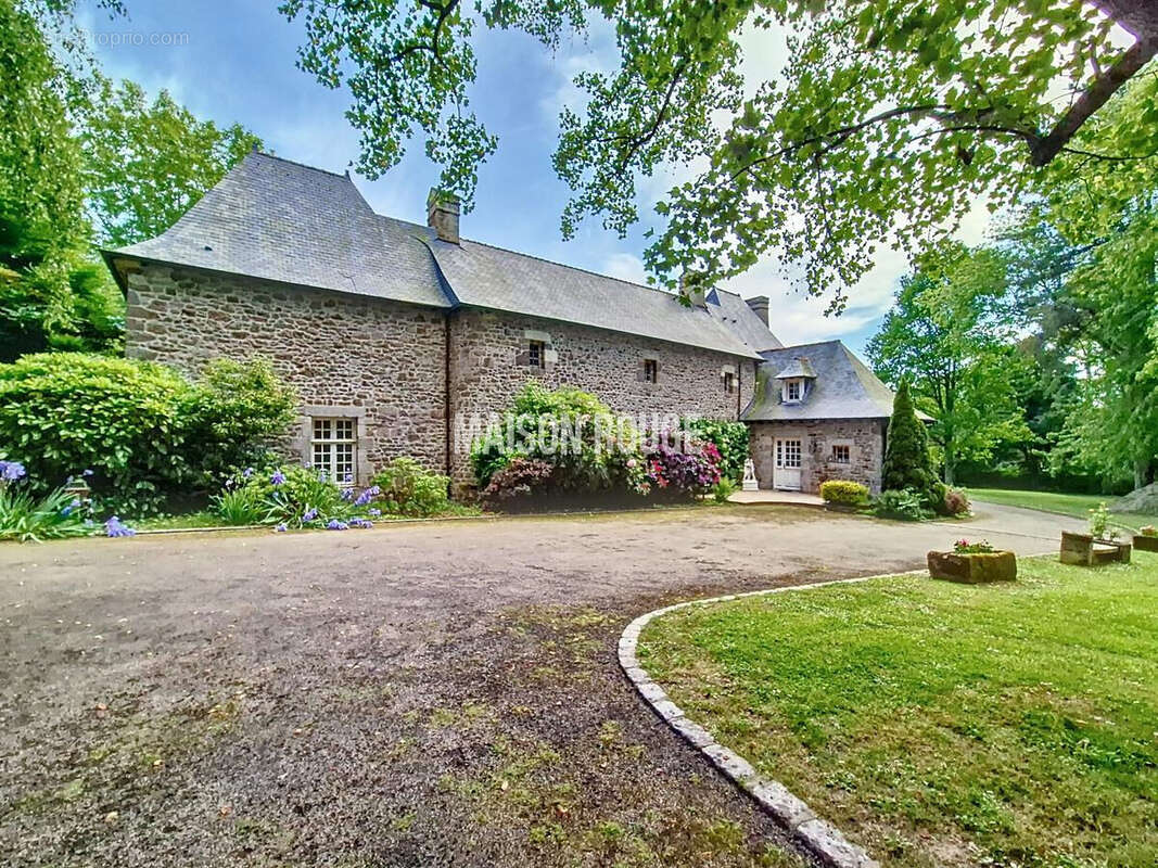 Maison à BECHEREL