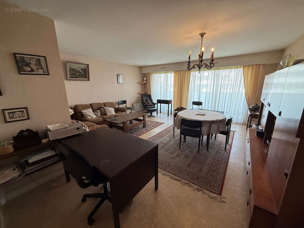 Appartement à LE POULIGUEN