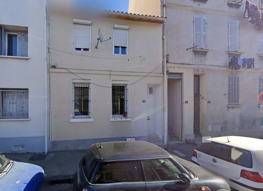 Appartement à MARSEILLE-3E