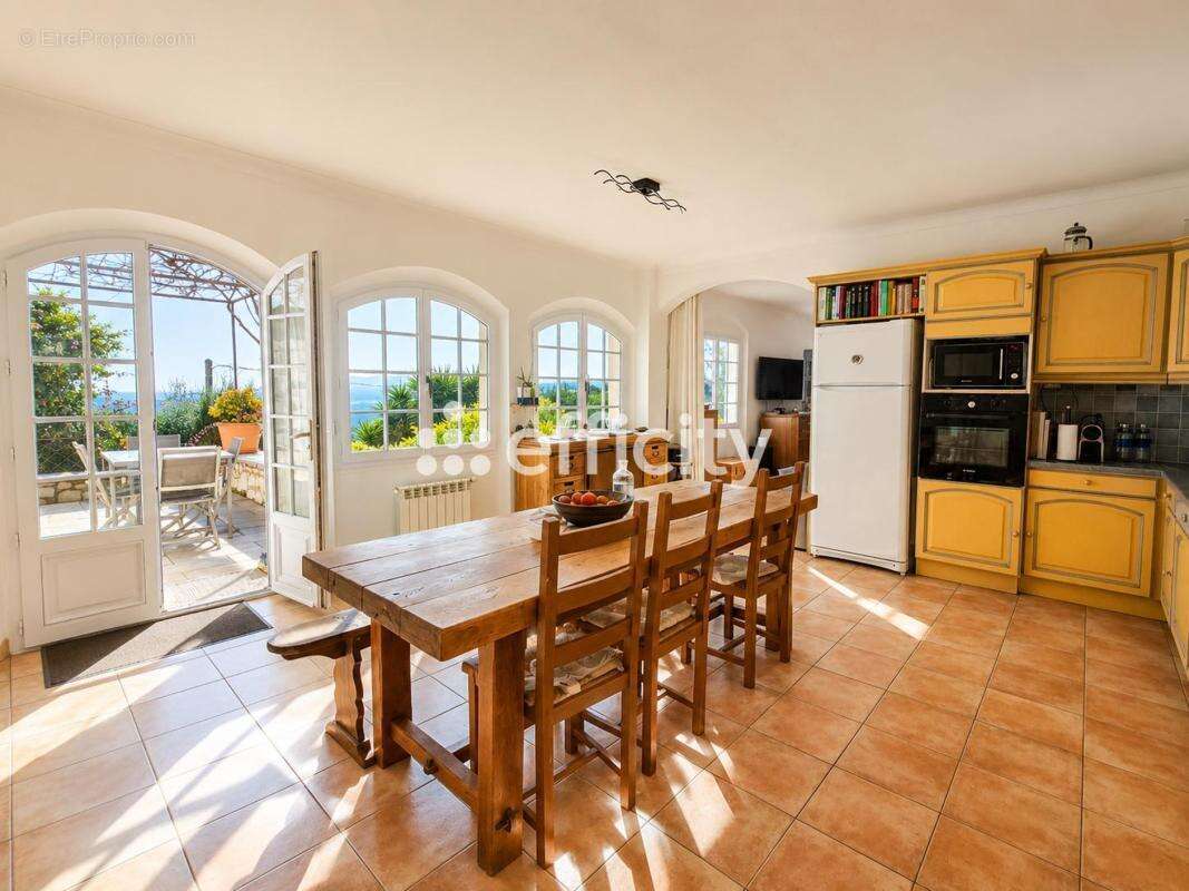 Maison à GRASSE