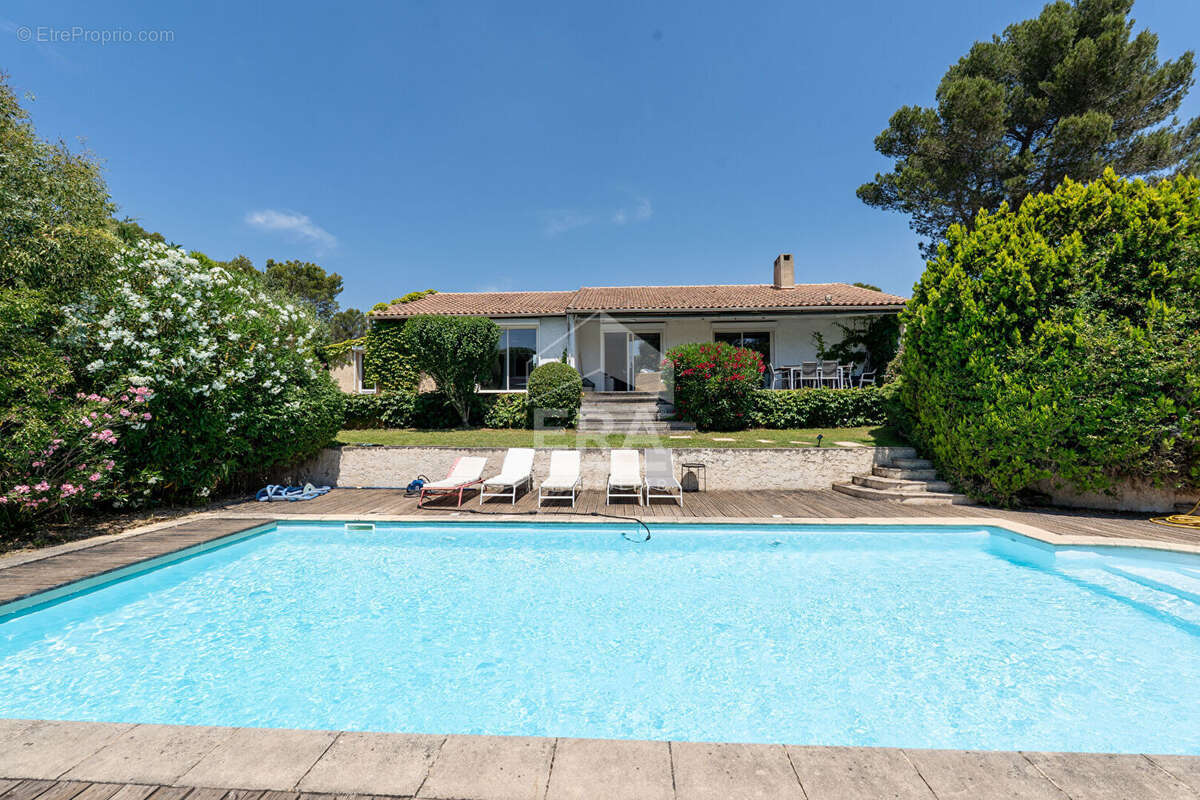 Maison à CABRIES