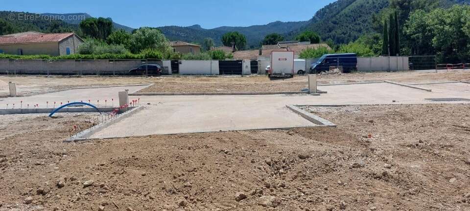 Terrain 407 m² à Auriol  - photo 2