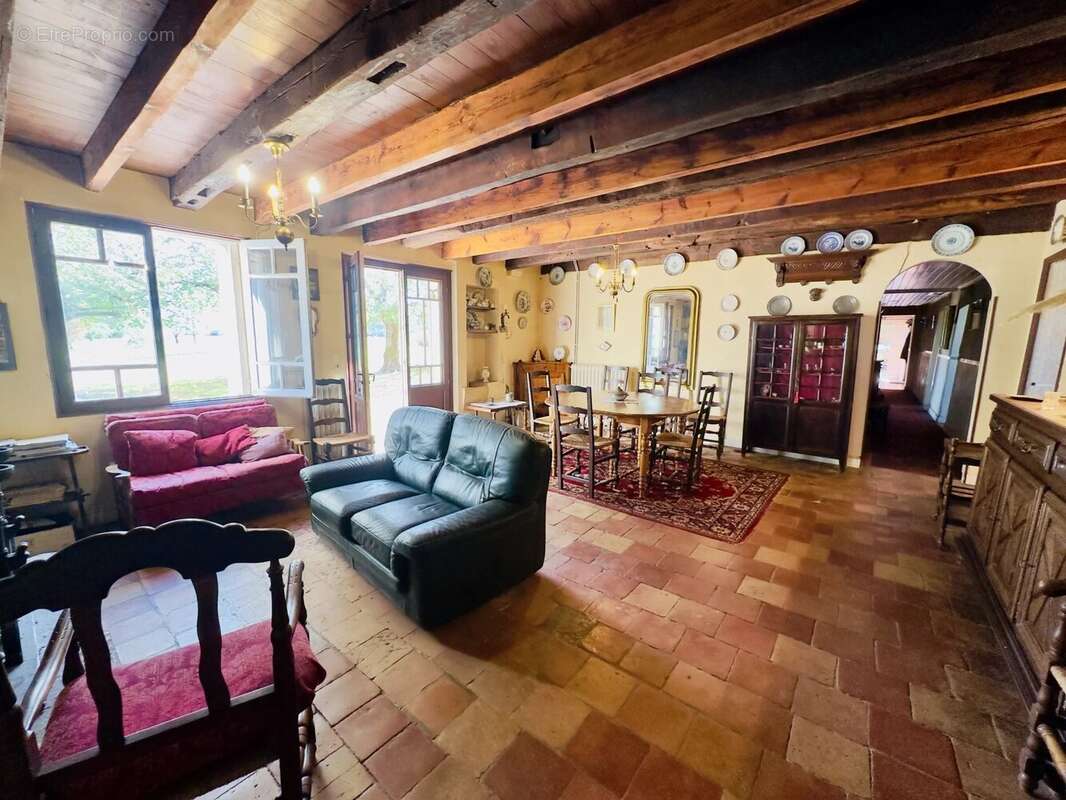 Maison à LAMONZIE-SAINT-MARTIN