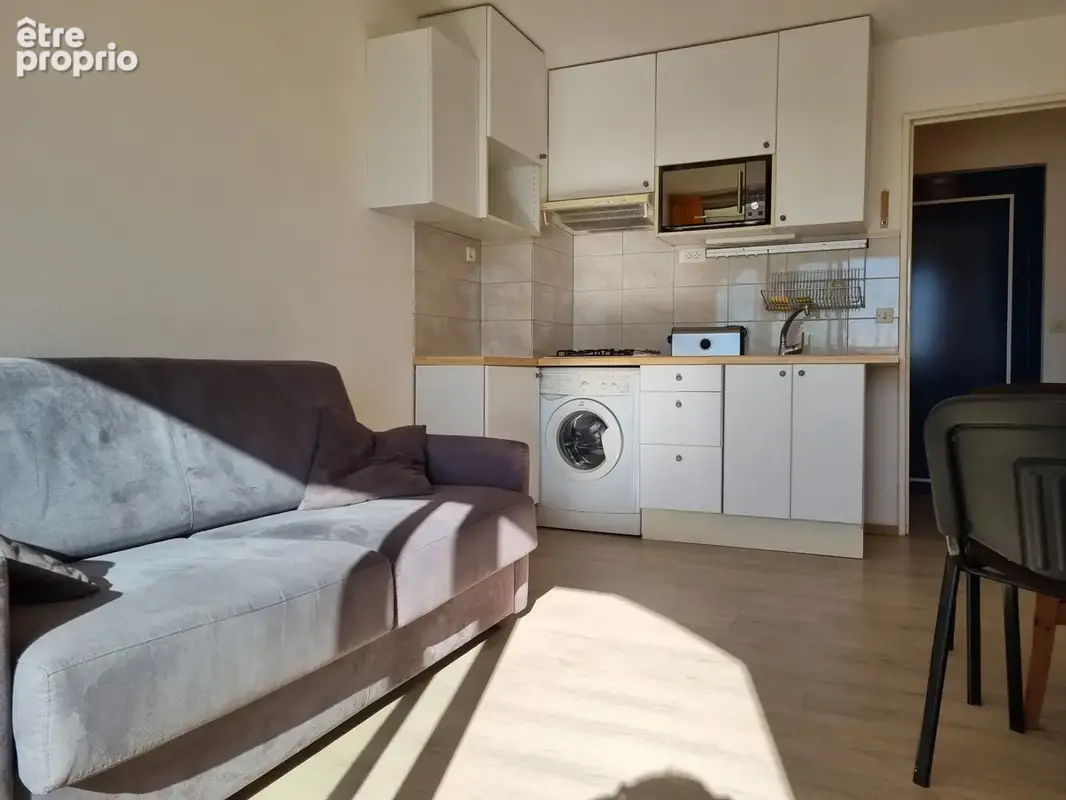 A vendre - gruissan - secteur calme - appartement tres lumineux - 6 couchages - vue port - photo 2