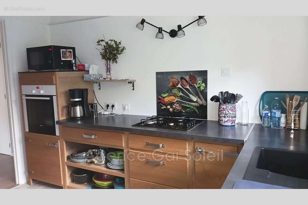 Maison à NISSAN-LEZ-ENSERUNE