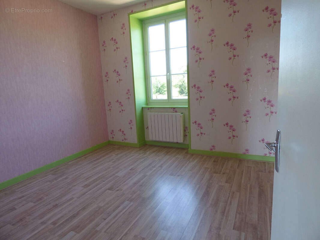 Maison à PONT-DE-VAUX