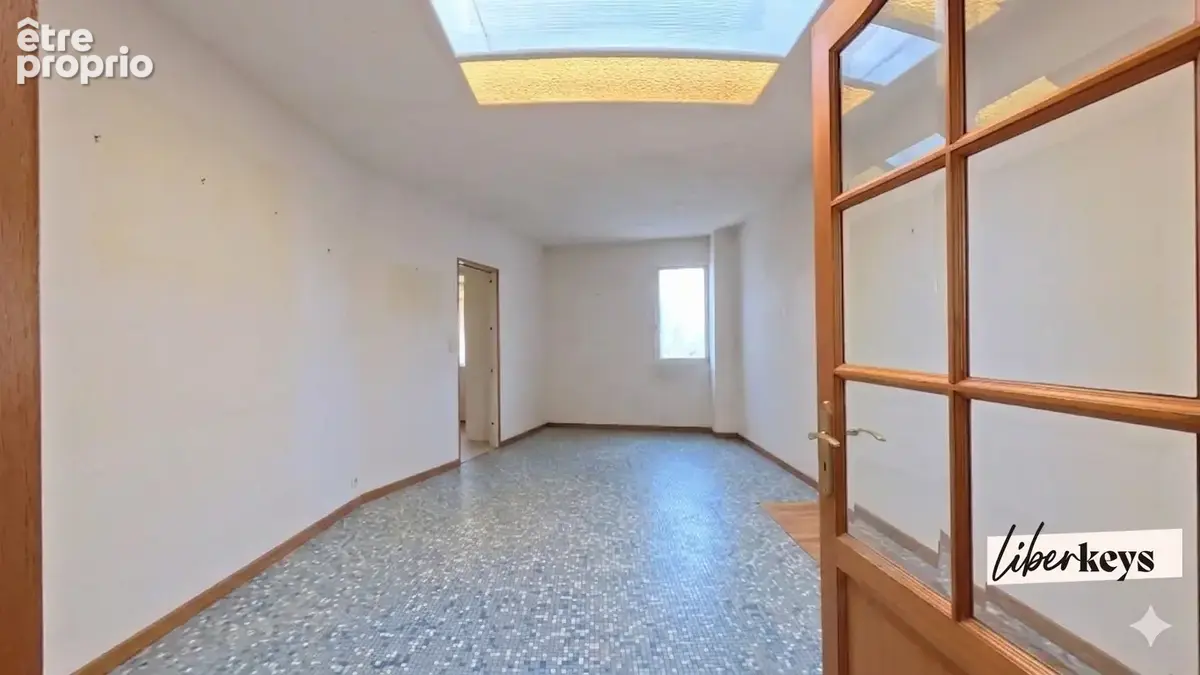 Maison de ville à renover - photo 2