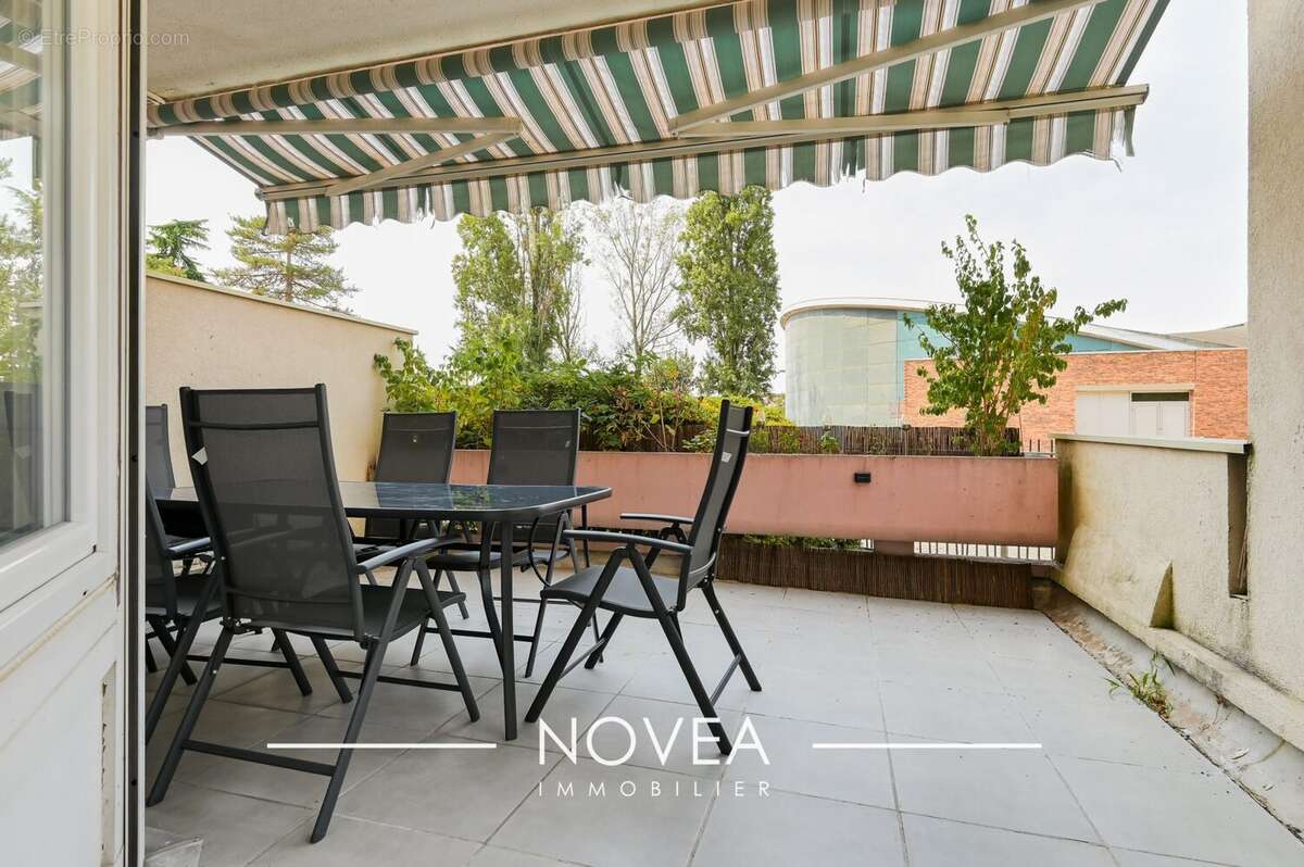 Appartement à VAULX-EN-VELIN