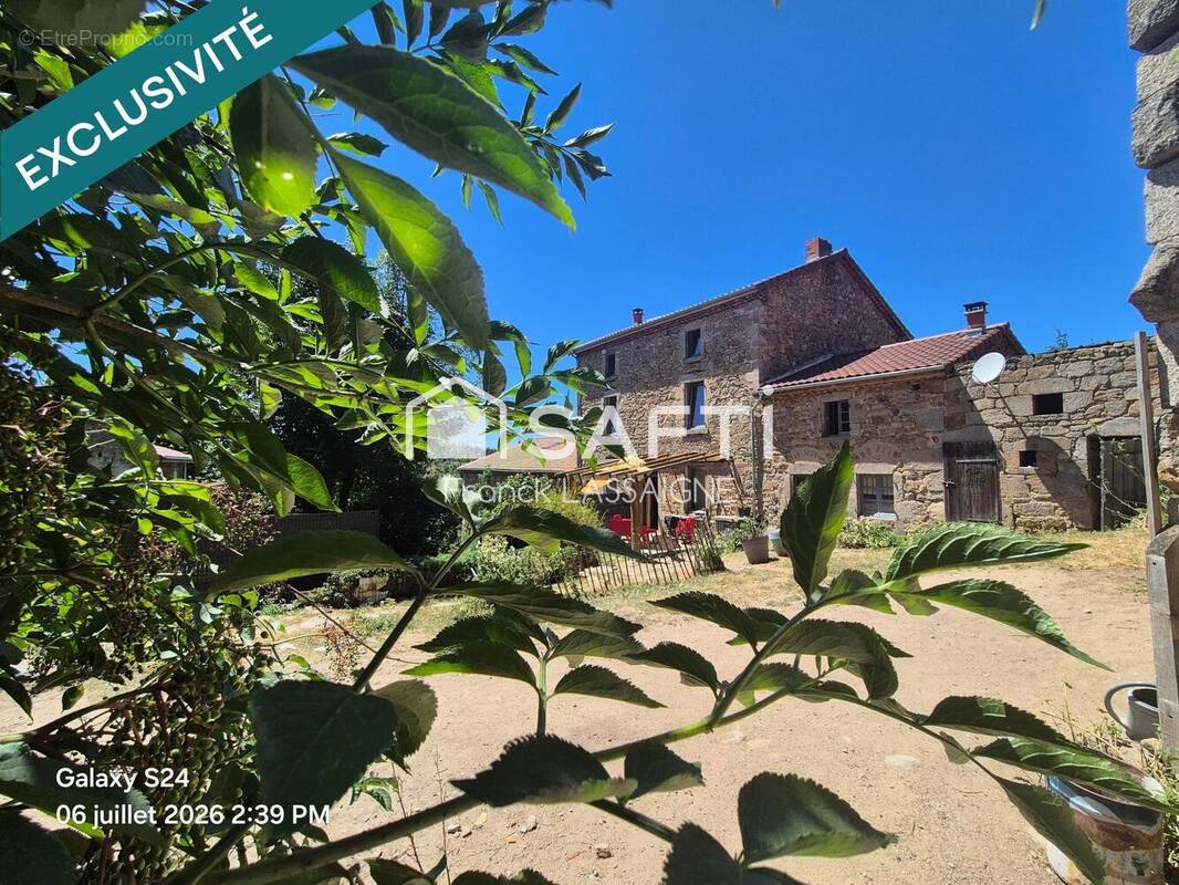 Photo 1 - Maison à CUNLHAT