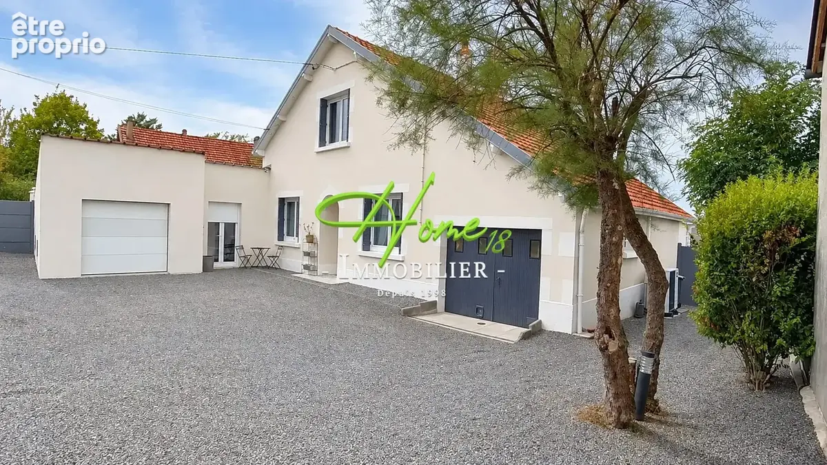Maison 5 pièces 120 m² à vendre à Saint-Germain-Du-Puy (18390) - photo 1