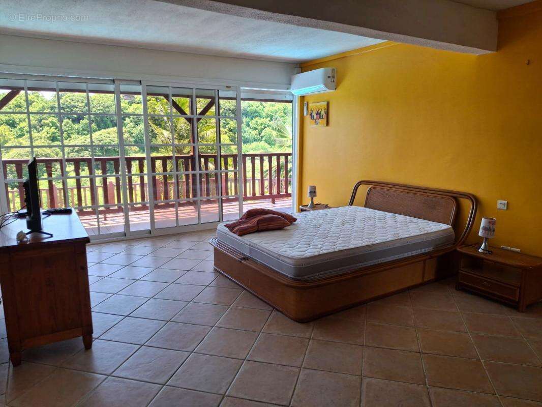 Maison à SAINTE-ANNE