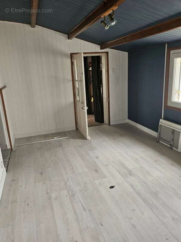 Maison à COMMEQUIERS