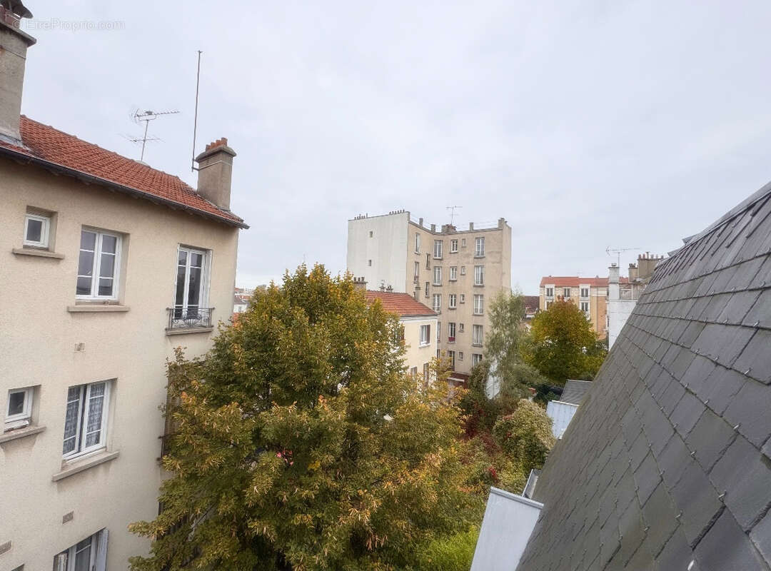 Appartement à LA GARENNE-COLOMBES