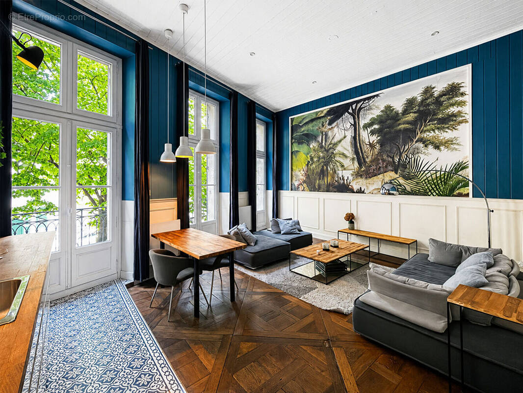 Appartement à BORDEAUX