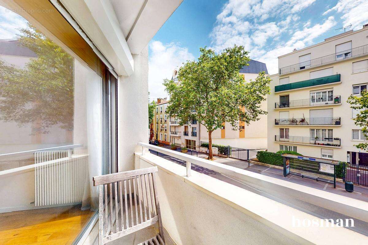 Appartement à LA GARENNE-COLOMBES