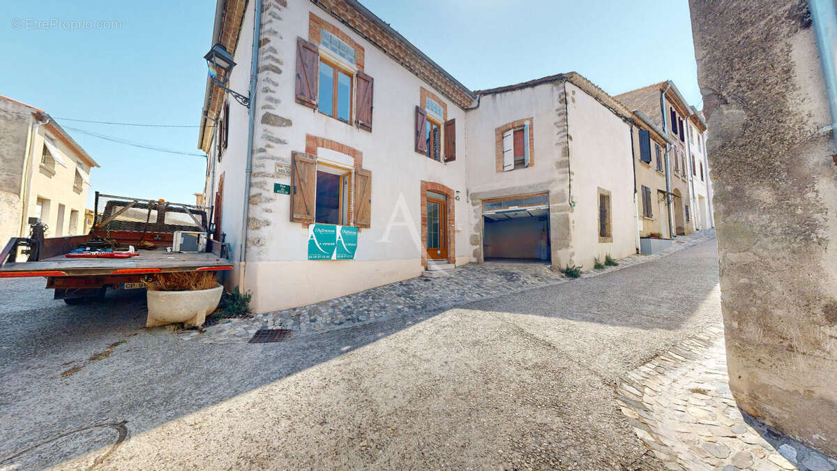 Proche Carcassonne, Maison de Caractères avec piscine et garage - photo 11