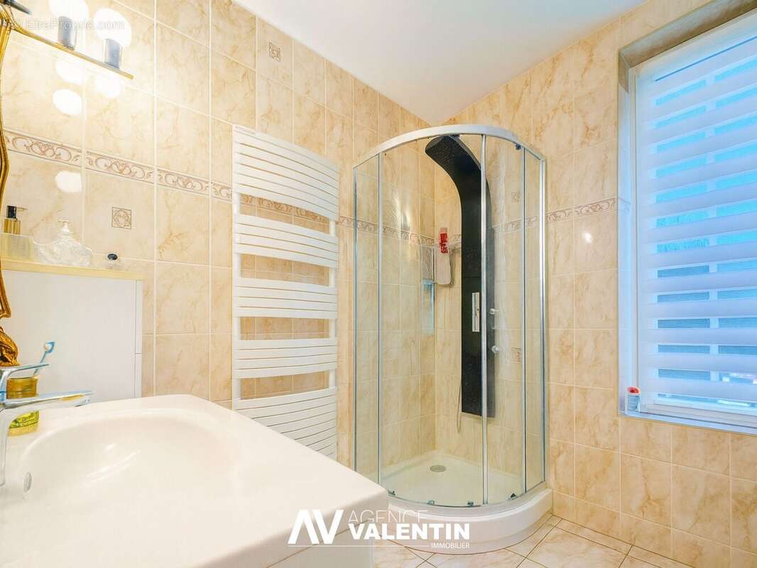 Maison à MONTAUVILLE