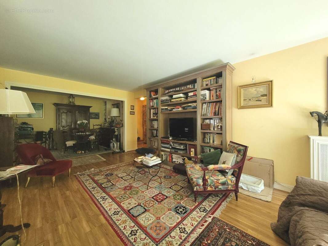 Appartement à VAUCRESSON