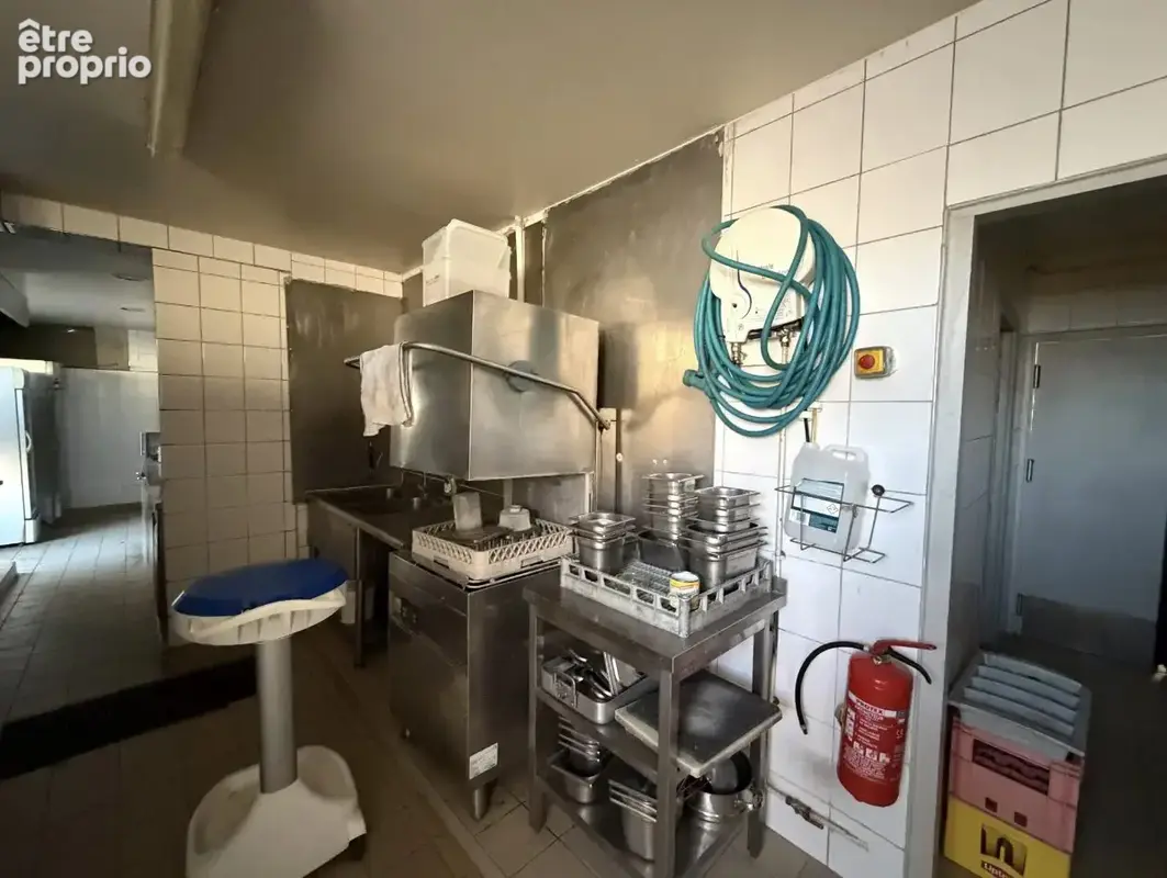 Bien immobilier à vendre à Voisins-Le-Bretonneux (78960) - photo 6