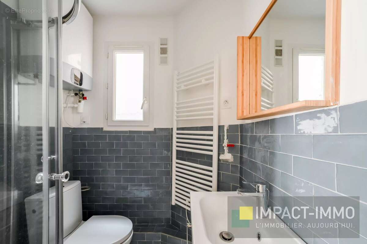 Appartement à PARIS-17E