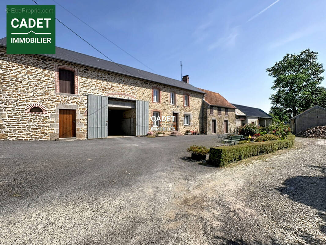 Maison 131 m² à Bacilly  - photo 1