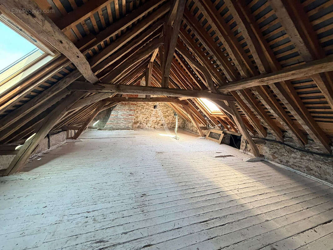 Maison à SOULAINES-SUR-AUBANCE