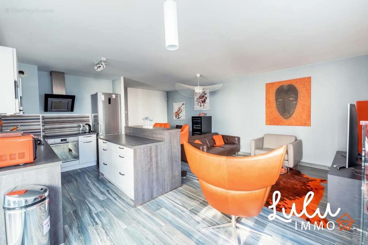LYON 6 - Appartement T3 70,89m2 avec balcon et garage  - photo 2