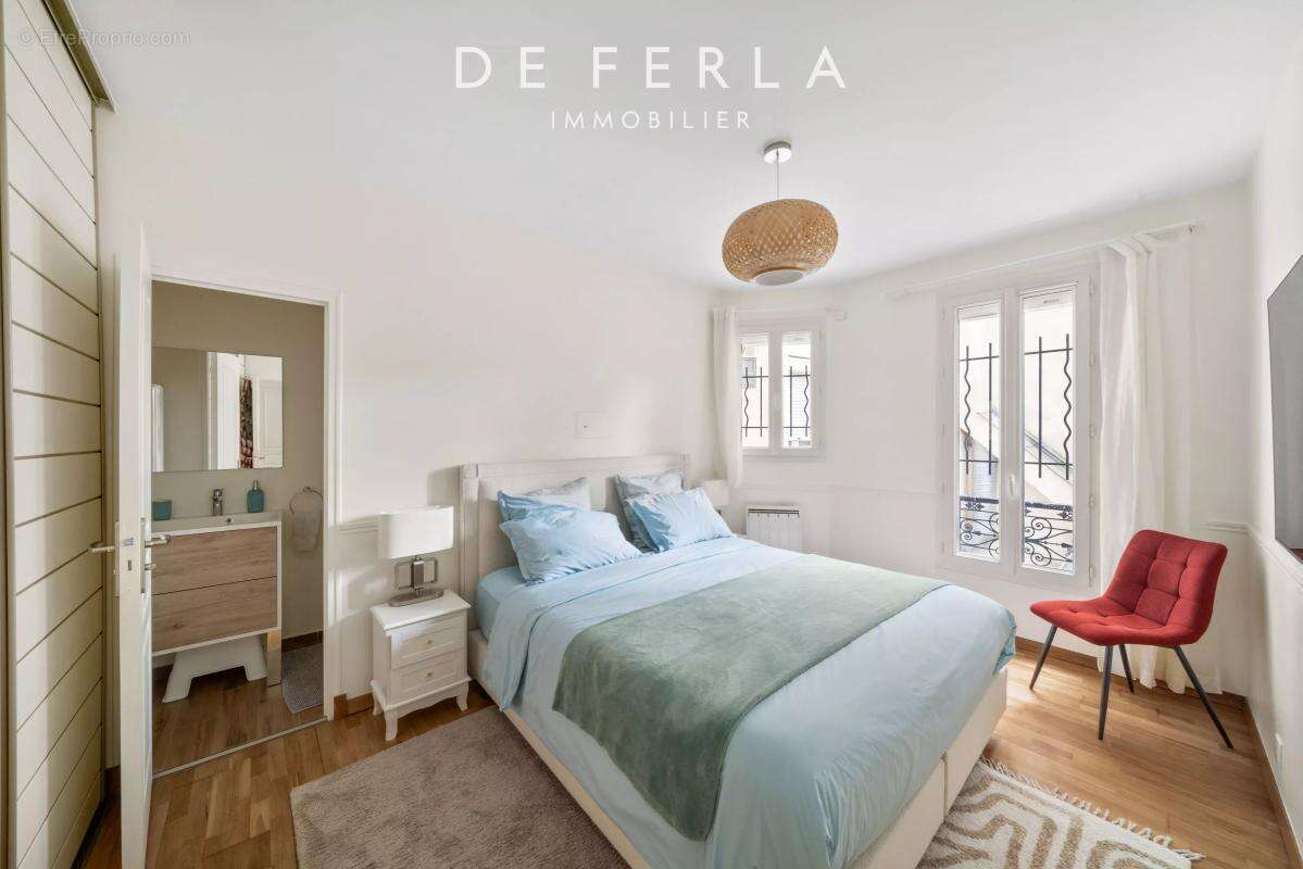 Appartement à PARIS-11E