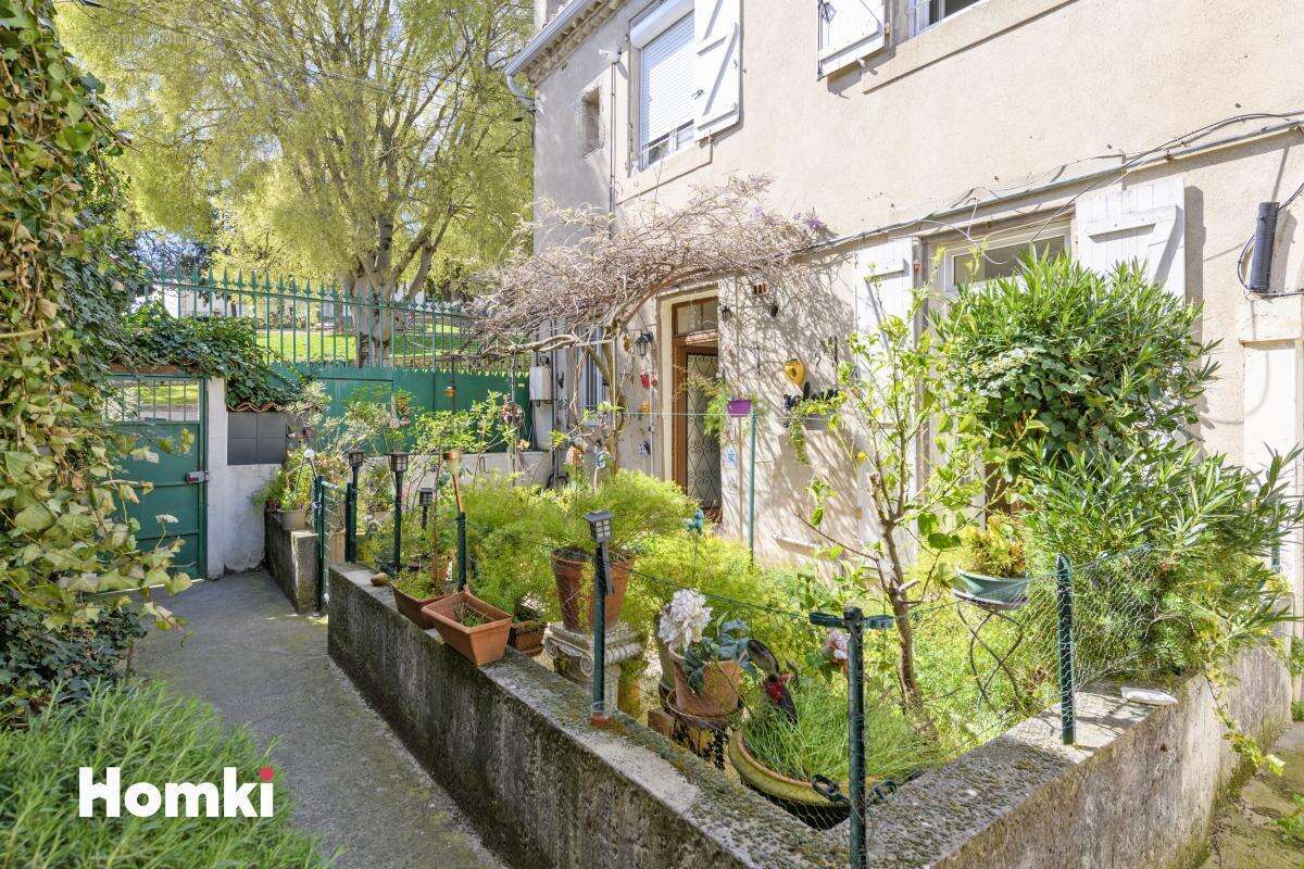 Appartement à NIMES