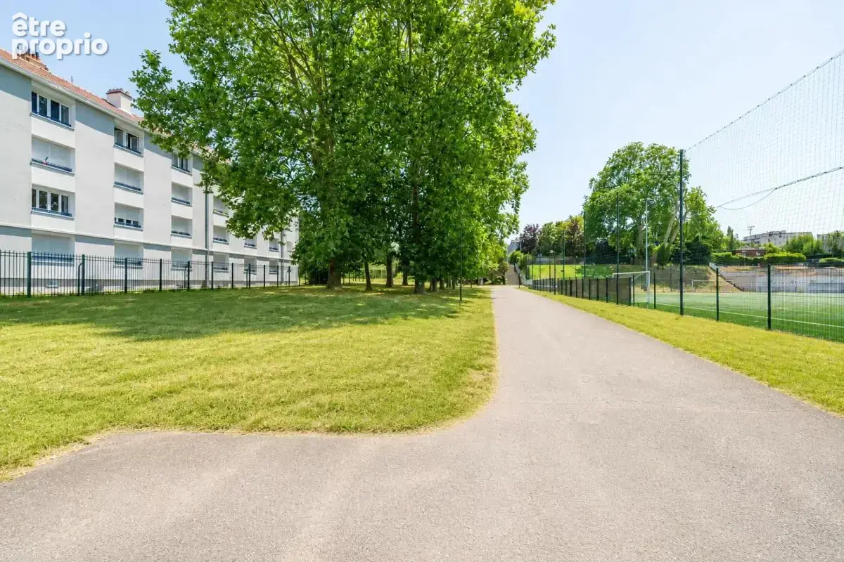 Appartement de 4 pièces de 81 m² à Livry-Gargan - photo 17