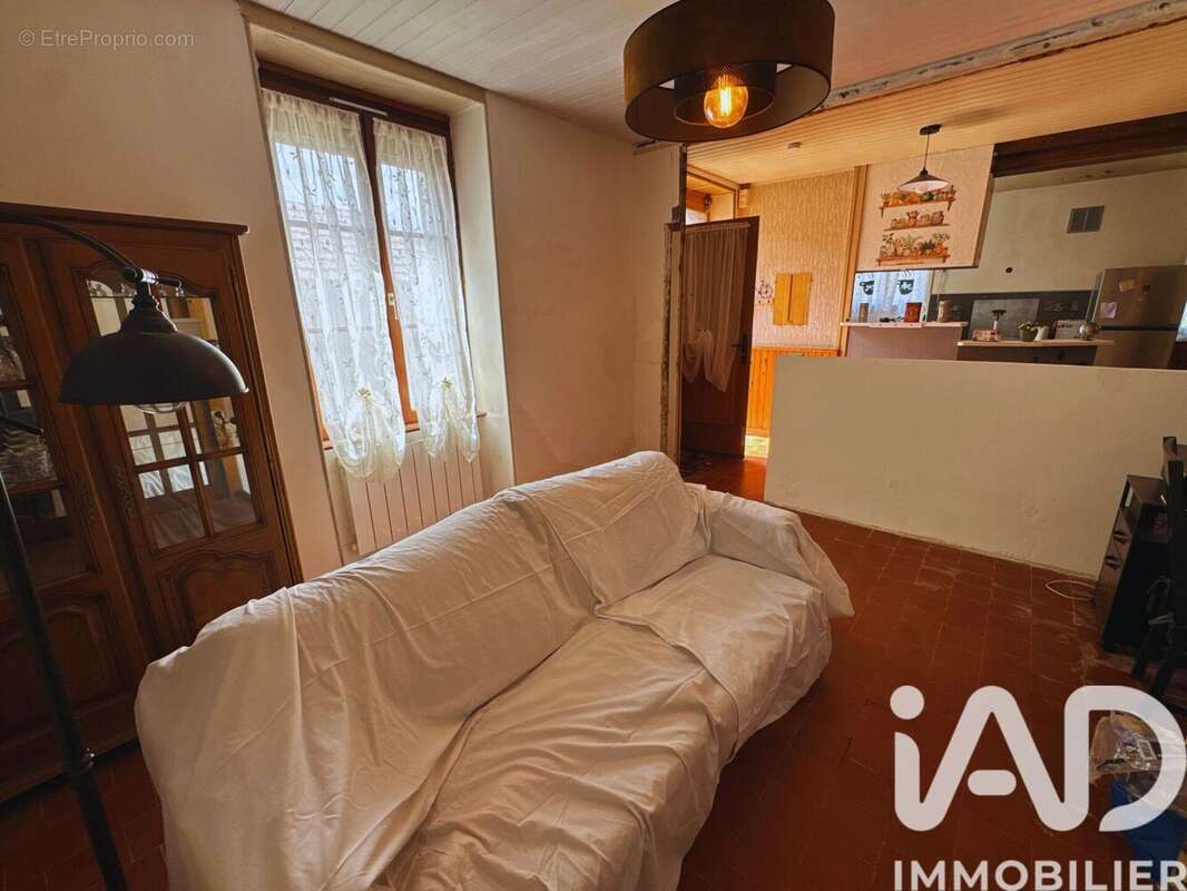 Maison 61 m² à Subligny  - photo 7