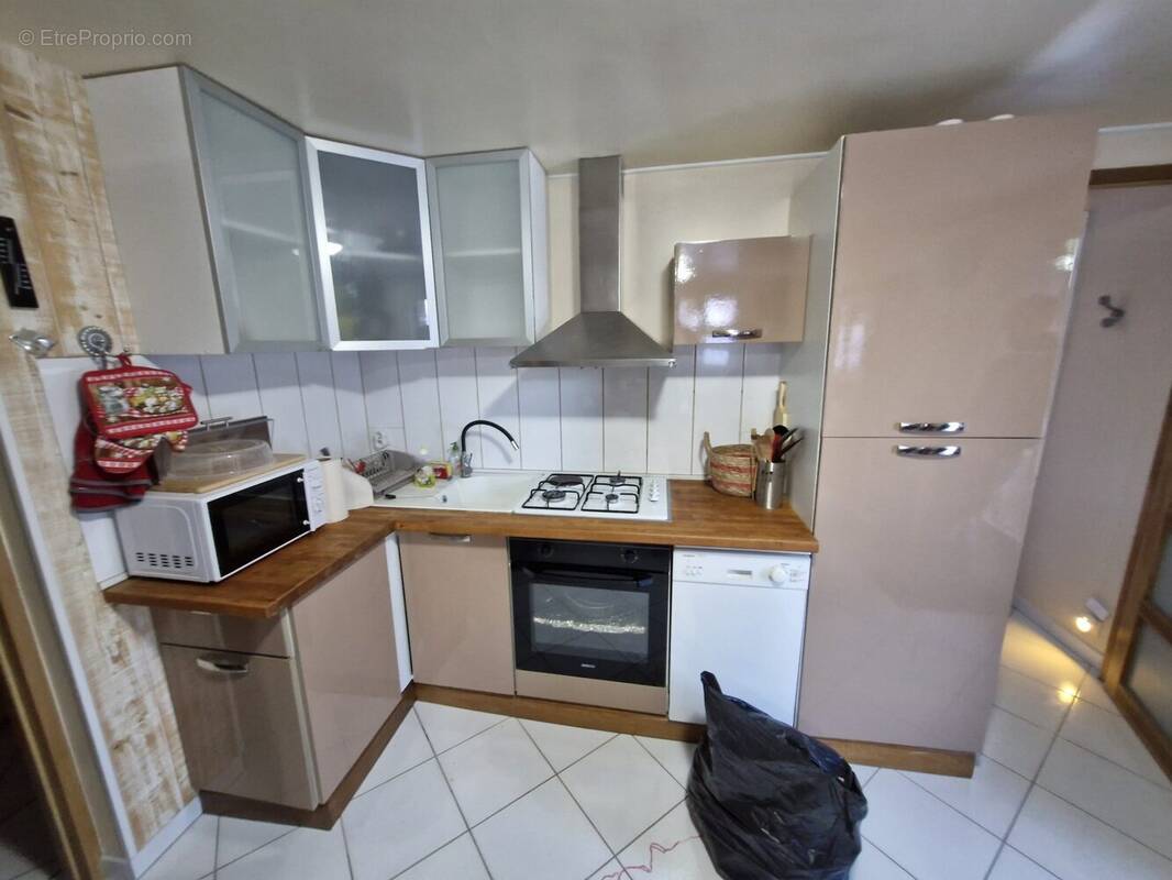 Maison à BESSE-ET-SAINT-ANASTAISE