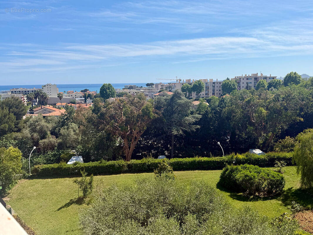 Appartement à CAGNES-SUR-MER